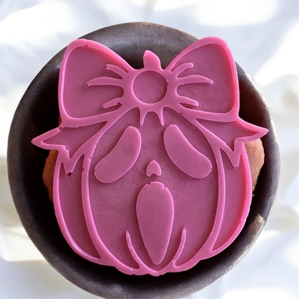 Vanilla soap Ghost face 4x4in 8oz shea butter based handmade